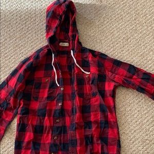 Hooded pattern button up